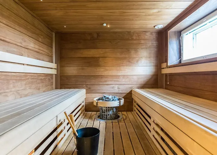 Heksa By Interhome *